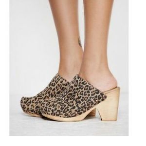 Free People Clogs Size 7.5/8 Cheetah Print